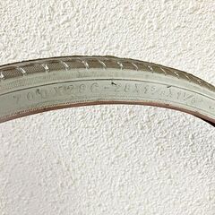 クロスバイク用タイヤ 2本 白 (KENDA 700×28c)の画像