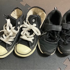 男の子スニーカーの画像