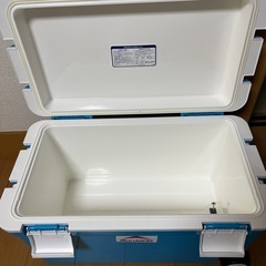 クーラーボックスの画像