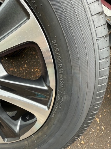 80ヴォクシー新車外しアルミホイール