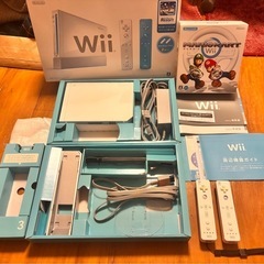 【バラ売りok】wii本体・wiiハンドル・ソフト5個セットの画像