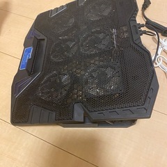 ノートパソコン用冷却スタンド（クーラーパッド）の画像