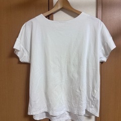 白トップス 