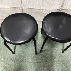 スツール 2脚セット 椅子 丸形 スタッキングチェア 直径33cm×高さ42cmの画像