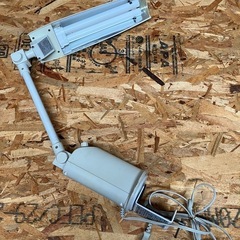 デスクライト スタンド照明の画像