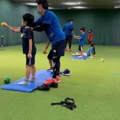 子育て経験もキャリアに！笑顔と体を動かすお仕事です。スポーツインストラクター補助の画像