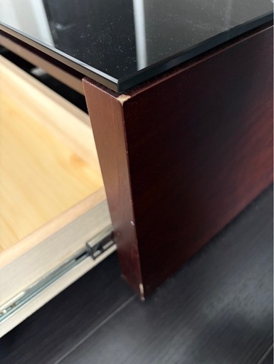 ローテーブル（高さ：30.5cm、幅：75cm、奥行き：75cm）