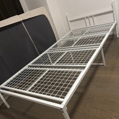 ニトリ　ベッドフレームの画像