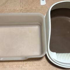 猫トイレ　2つ