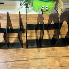DAISO ブックスタンド2個