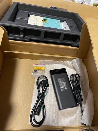 美品 OMEN Trancend 16 i9 13900HX メモリ 32Gb RTX 4070 8Gb