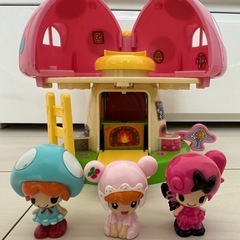 木のお家、きのこのレストラン、かさなるおうち、こえだちゃん