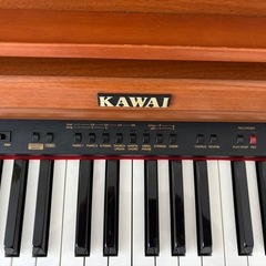 電子ピアノの画像