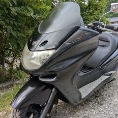 【配達無料】マジェスティC 250 黒　ちょいカスタムの画像