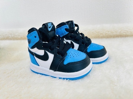 極美品❣️NIKEエアジョーダン1 レトロ ハイ OG TD UNC 8cm