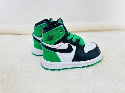 極美品❣️NIKE エアジョーダン1 レトロ ハイ OG セルティックス 8cm