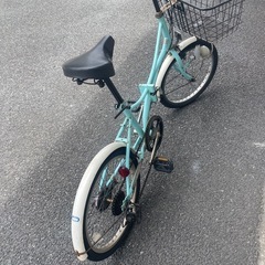 折りたたみ自転車の画像