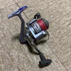 シマノ　リール　ホリデイスピン2000の画像