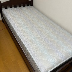 ベッド