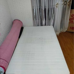 シングルベッドの画像