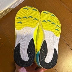 ！値下げ！ミズノ　MIZUNO スニーカー　スポーツ　ランニング　22.5センチの画像
