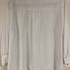 七分丈ブラウスLサイズの画像