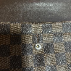 LOUIS VUITTON 財布の画像