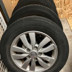 セレナ　c26  純正ホイール付きタイヤ  