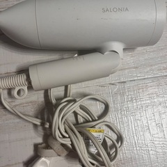 ジャンク品　サロニア　ドライヤー　部品　ヘア　レディース