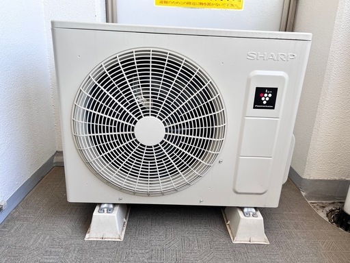 【値下げ中！】家庭用エアコン（シャープ、美品、2022年製、使用1年、プラズマクラスター25000搭載、フィルター自動掃除）