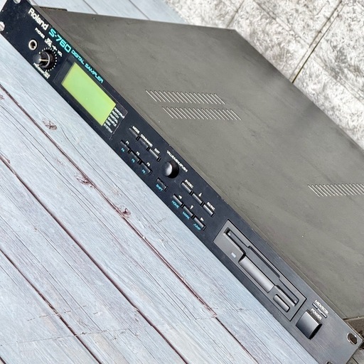 電子楽器 Roland Digital Sampler S-760