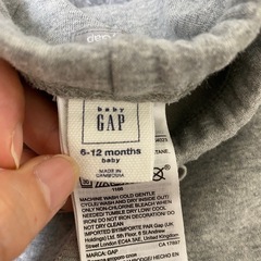 セット売り　子供服　帽子　カーディガン　ズボンの画像