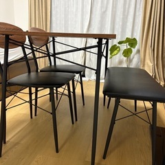 ダイニングテーブル_4人掛けの画像