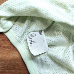 UNIQLO半袖ボディスーツ2枚セットの画像