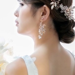 Bliss　ウェディングアクセサリー　小枝リーフクリスタル　イヤリング(ゴールド)の画像