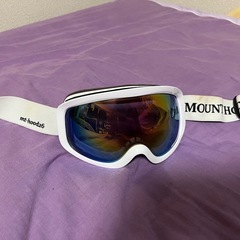スノーボード、ゴーグルの画像