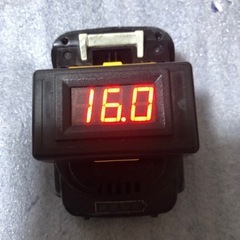 マキタインパクトドライバTD134D中古品、バッテリー付きの画像