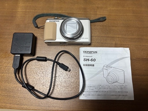 値下げ【OLYMPUS SH-60 ホワイト】デジタルカメラ（動作確認済）