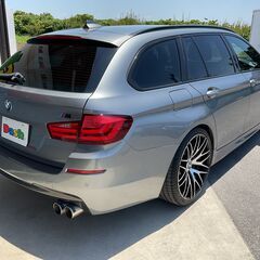 月々30000円～★自社ローン専門店★BMW5シリーズ★Mスポーツ★車高調★社外マフラー★の画像