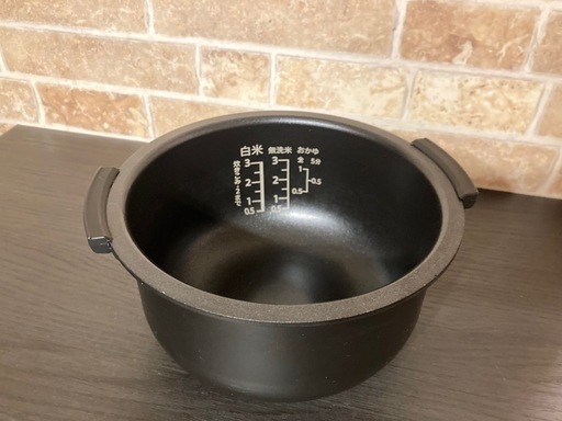 美品 SHARP 炊飯器 KS-C5E2-W 23年製 ホワイト 炊飯ジャー3合