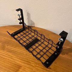 ケーブル配線ラック