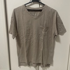 美品♡Vネック Tシャツ