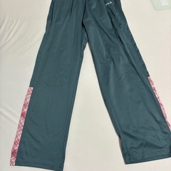 FILAのTシャツとトレパン　スポーツジム用の画像