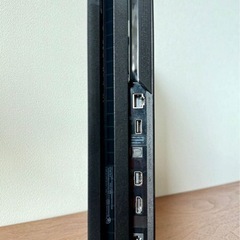 PS4 Pro 1TBの画像