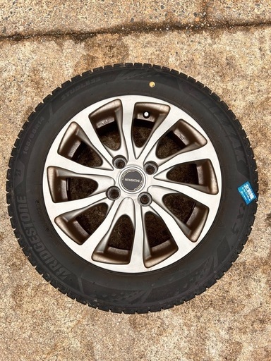 ［決まりました］VRX3 スタッドレスタイヤ、ホイール