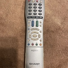 SHARPAQUOSリモコンの画像