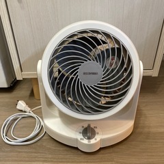 アイリスオーヤマ　コンパクトサーキュレーター PCF-HD15N-W