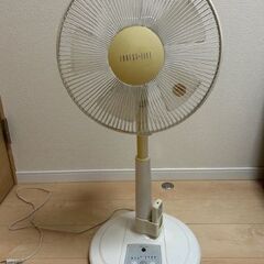 扇風機　㈱フィフティ製　タイマー付き　リモコン付き