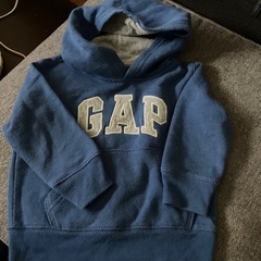 GAPブルーパーカー