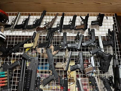 ガスガン、電動ガン、スナイパーライフル